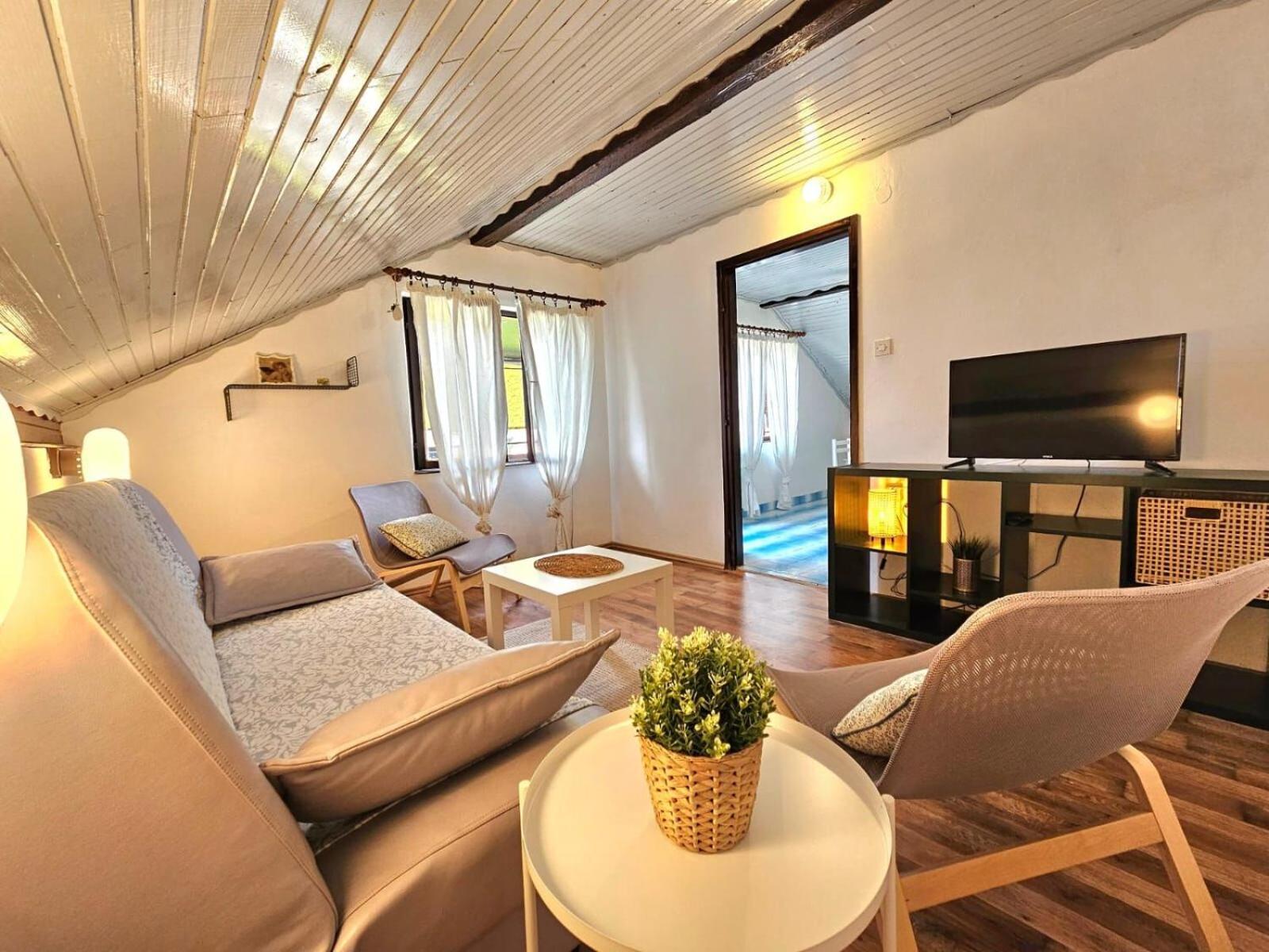 וודיצה Apartments Marijana מראה חיצוני תמונה